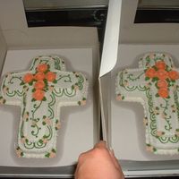 Cross Cakes I made two cross cakes for Easter in 2004. One for my family and one for the In-laws.