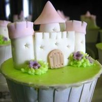 Castle Cupcake 