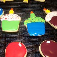 More Bday Cookies some cupcakes & balloons that I made