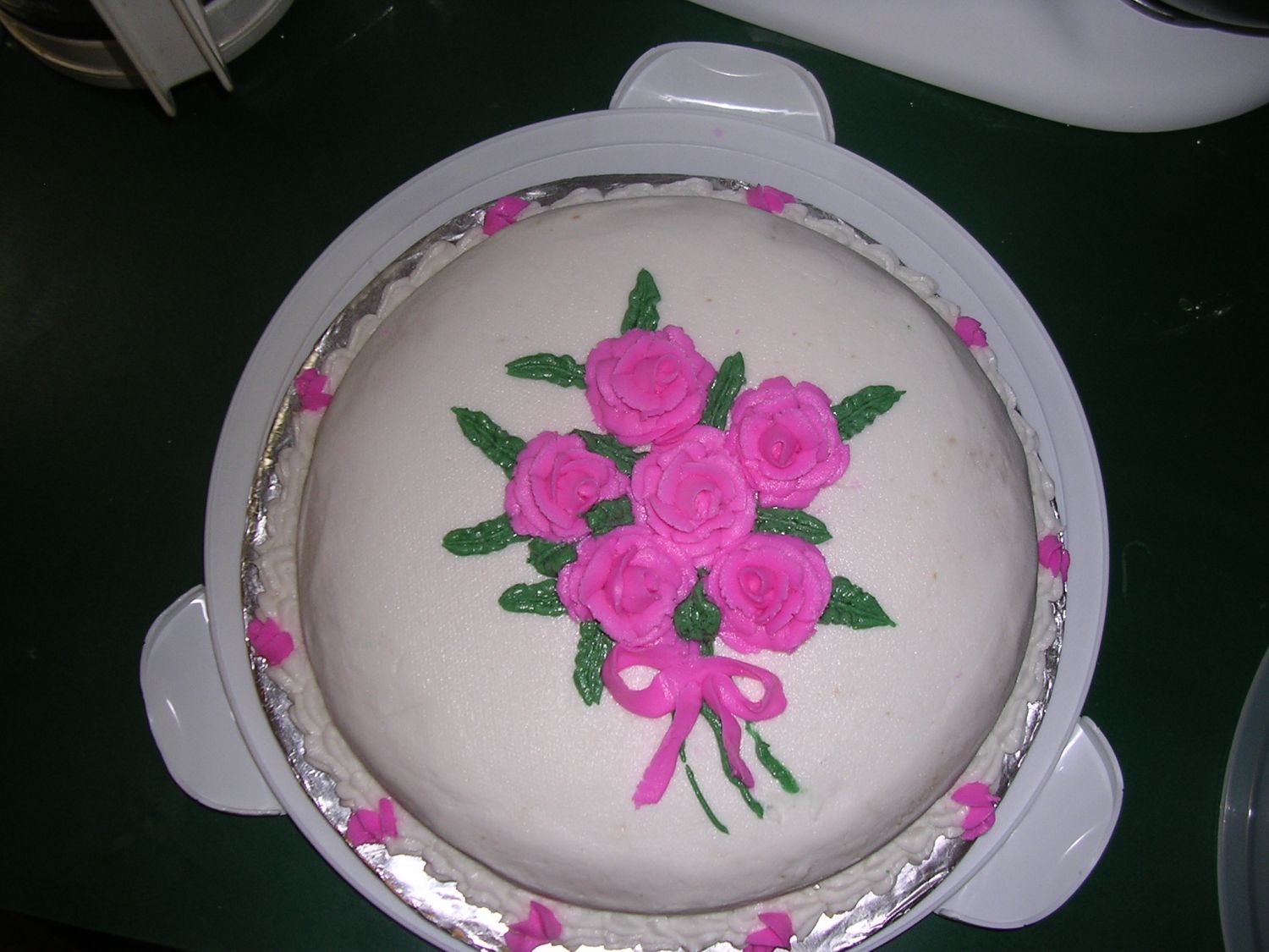 First Real Decorated Cake From Wilton Course 1 This is the last cake from end of wilton course 1. My last date for the course 1 class was June 26, 2007.