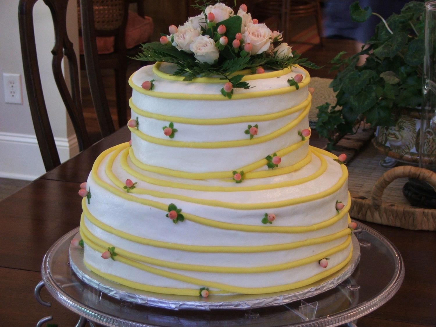 Sugar Ribbons This cake was inspired by one on brides.com. The bride chose the design from there site and this is what we ended up with.