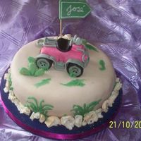 Torta Jose Ignacio ESTA TORTA SE LA HICE A MI SOBRINO QUE LE ENCANTAN LOS AUTOS