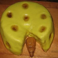 Cheese Cake Just got bored one night and thought I'd try making a cheese cake similar to a few on C.C.. My house was so hot that the fondant...