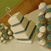 Wedding Cake & Cupcakes 