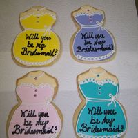 Bridesmaid Invitation Client ordered these cookies to invite her friends to become bridesmaids in her wedding.