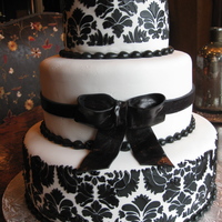 Black And White Wedding Cake Fondant with royal icing damask pattern.