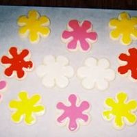 Flowers Flowers to go along with my "bug" cookies.