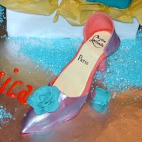 Jessie's Shoe 1st gumpaste shoe