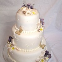 Seashell And Calla Lillie Wedding Cake 