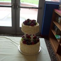 Basket Weave With Fruit 
