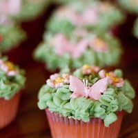 Topiary Cupcake Up close shot of the topiary cupcakes