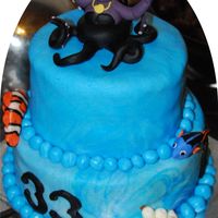 The Life Under The Sea This topper i made it with mmf also all the fishes around the cake.