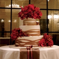 Bodickerseech Fondant ribbons on buttercream.