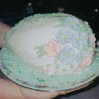 Easter Egg Cake flowers are RI made for an XIL I should of dropped it before I gave it to them :)