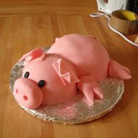 Piggy Birthday Cake The easy cake for my daughter's 2nd birthday.
