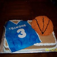 Basketball_001.jpg first attempt at a basketball cake for friends son's 3rd birthday
