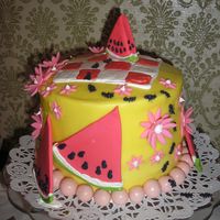 Picnic Cake i made this just for fun. we were having some friends over after the fourth of july and i was just feeling "summery". vaniila...