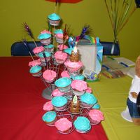 Cupcake Tree With Bears Cupcakes iced with BC, bears made from fondant