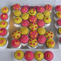 Cupcake Butterfly I made this for a 1st birthday cake.