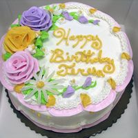 Regular Roses Just a regular birthday cake. I like the colors.