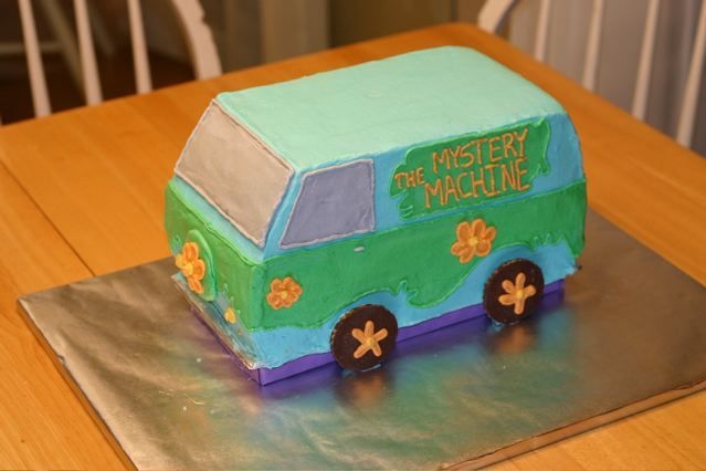 Scooby Doo 3D Mystery Machine Mystery Machine from Scooby Doo. Cake is 12 inches long, 6 inches wide, and about 6.5 inches high. All buttercream and cookie tires. I...
