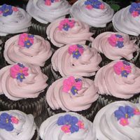 Doll Cake And Cupcakes - Part 2 A close up on the cupcakes that accompanied the Doll Cake.