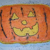 Jack-O-Lantern I made this totally for fun. Not planned at all (otherwise I would have used my round pan when baking the cake).
