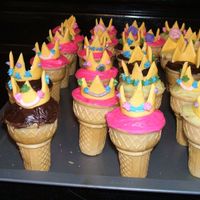 Princess Cupcakes I made these for the 'kids party' for my daughter's 3rd birthday...I also made a real cake for the family party. I saw this...