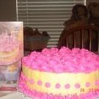 968159893_M.jpg This is a cake I took from a Wilton book. It kinda came out the same. Thanks for looking