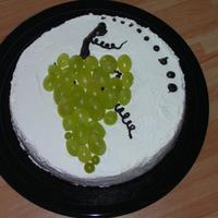 Cream Cake With Grapes 