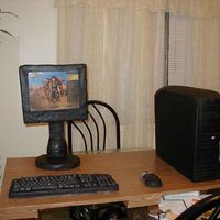 World Of Warcraft Computer Cake Made for my husband's friend. Lots of snags on this cake, but he loved it, so I guess that's all that matters. :)