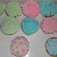 Pre Baby Shower Cupcakes I was trying some new cupcake designs for my cousins babyshower in a few weeks.