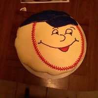 Baseball Cupcake Cake This 20 chocolate cupcakes filled with hostess filling iced to look like a baseball