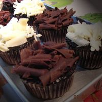 Choc Curl Cupcake This is one of the most favourite cupcake of my customers. I top it with chocolate curls. My customers love it.