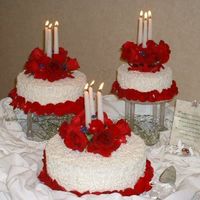 Showletter.jpe This cake I did for my first wedding. I covered the entire cake with sotas and then added fresh rose petals for the border. You can see...