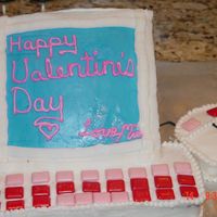 Computer Shaped W/ Mouse THis was a fun one to put together. I did it for a friend and delivered it to her husband forValentine's.