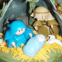 Nativity Close Up 1 made with marshmallows, sugar, gumpaste, and a lot of patience.