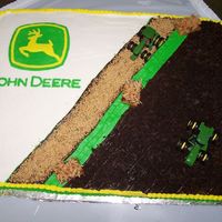 100_2327.jpg The John Deere Grooms cake I did
