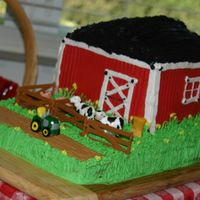 Barnyard Cake All frosting (except of course the cow/tractor candles and the fence/pigs toys).