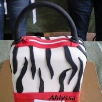 My First Purse Esta fue la cartera que hice en el seminario de SAC. Gracias Vane y Viviana por tan extraordinario seminario.