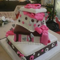 Gift Boxes Wedding Cake It takes me 5 hrs just to decorate these cakes with fondant!!!