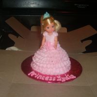 Princess Doll Smash Cake This was Lydia's smash cake to go with the castle cake. I just used the mini wonder mold and a baby Barbie doll.