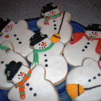 Snowmen Cookies Daughter & I spent the morning decorating some snowman cookies! Fun Fun Fun!