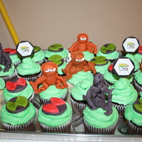 Ben 10 Cupcakes A friends grandson LOVES Ben 10 and so I thought I would give it a shot making some characters. I made Ghostfreak, Wildmutt, and...