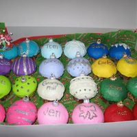Ornament Cupcakes just more