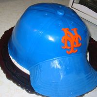 Mets Hat Mets hat for my DH's Father's Day hat. Covered in MMF, Mets logo and brim are gumpaste.