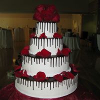 Chocolate Drizzle With Red Roses 