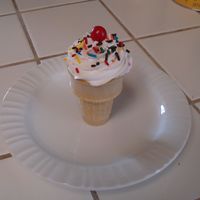 Ice Cream Cone Cupcake totally easy and cute, but what a pain to try and transport! omg! :)~