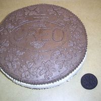 Oreo Cake Inspiration from genean's cake... Cookies n' Cream white cake with buttercream icing - who knew Oreo's had so much going on...