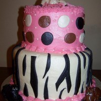 Silly Horses Customer got idea from this site. Buttercream with fondant accents & horses.Thank you for looking!